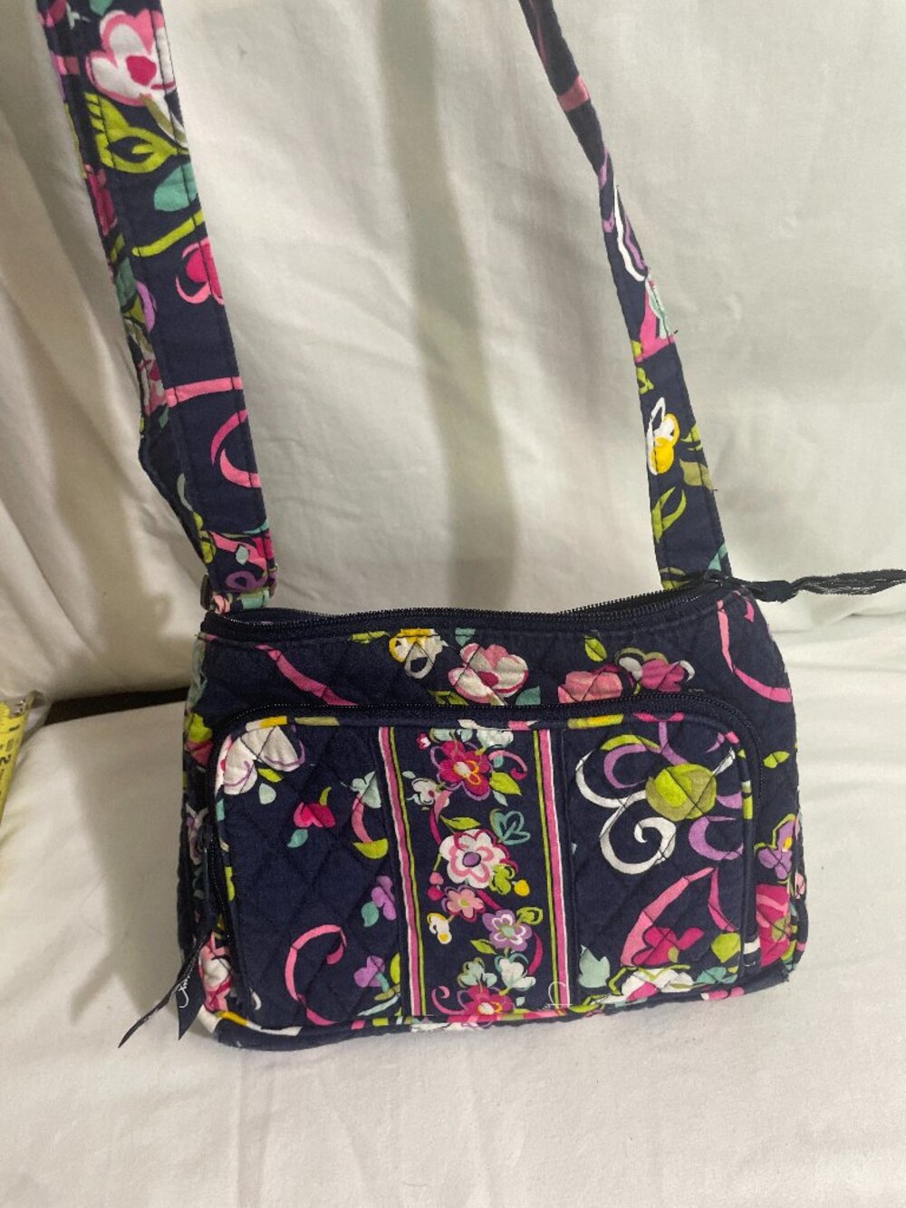 Vera Bradley Navy Floral Quilted Organizer Crossbody Bag Adjustable Strap